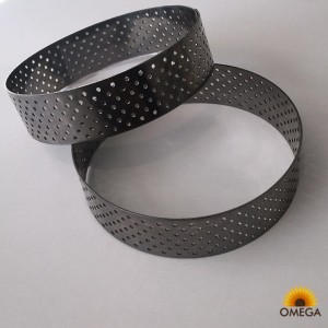 Rant do tarty perforowany ŚR. 8 cm tarta